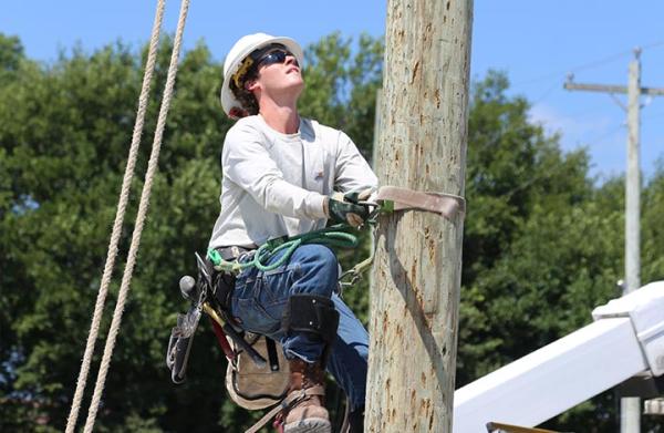 LaVern and Nola McEntire Memorial Lineworker’s Scholarship